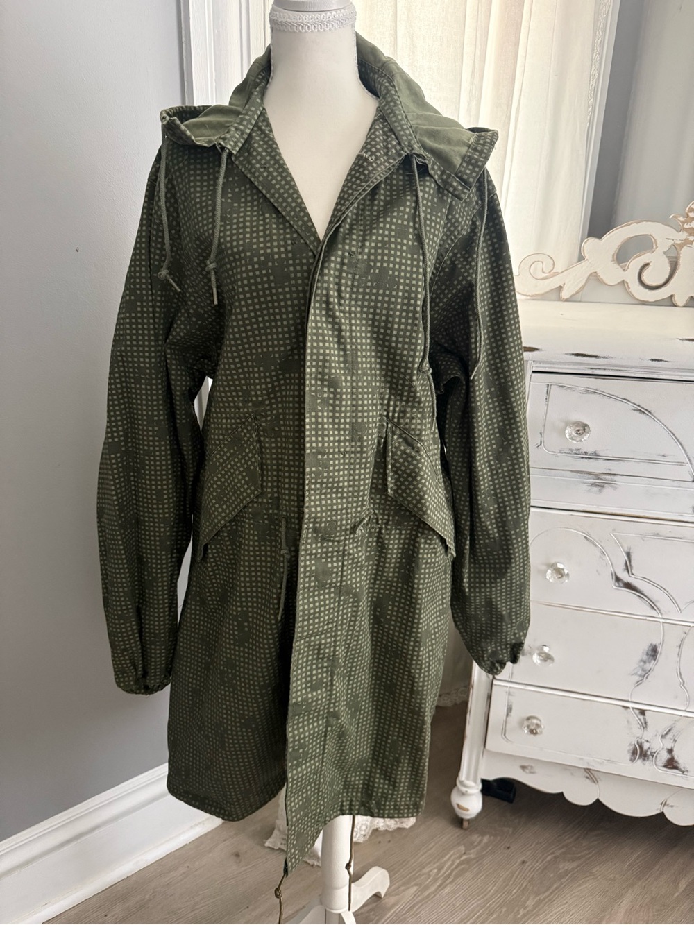 Vintage 1984 US Military Desert Night Camo Parka Medium Fishtail Hooded Coat